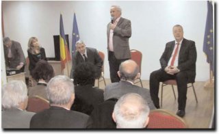 �nt�lnire la T�rgovi�te cu poetul �i jurnalistul Lucian Avramescu