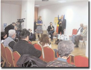Dubl� lansare de carte