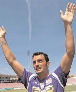 Titu l-a transferat pe Rover C�rstea