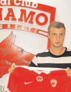 Dinamo l-a prezentat pe Dani Popa