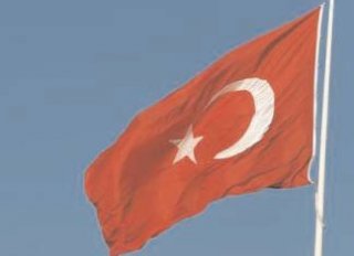 Turcia: Autoritile au demis generali i amirali, au nchis zeci de ziare, posturi TV i radio