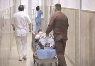 Criz de medici pe seciile grele ale Spitalului Judeean