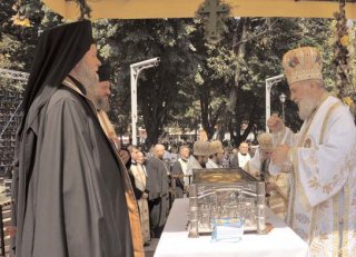 Arhiepiscopia Trgovitei l va prznui pe Sf. Ierarh Nifon