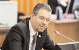Leonardo Badea i ali doi deputai PSD, demisii din Parlament
