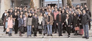  100 de tineri din Republica Moldova, n vizit n Dmbovia
