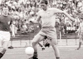 Legendele fotbalului t�rgovi�tean merit� o „Cas� a amintirilor frumoase”