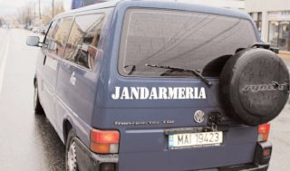 Jandarmii dmbovieni au indisponibilizat 7500 de articole pirotehnice