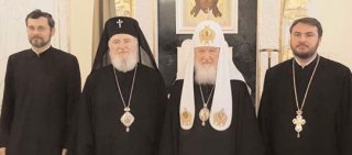 Mitropolitul Nifon particip la ceremoniile dedicate Patriarhului Rusiei