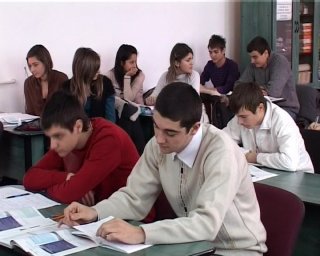 Paradoxul migraiei elevilor romni