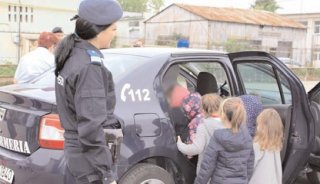 Jandarmii, vizitai de copiii Grdiniei 13