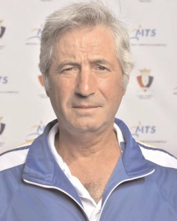 Povestea un om special, proful de tenis (II)