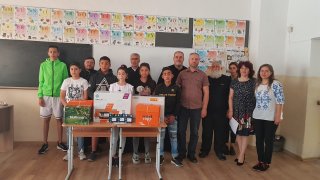 Școala din Moroeni Glod a primit sprijin din partea Bisericii