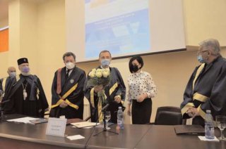 Preedintele Academiei Romne a devenit Doctor Honoris Causa al UVT